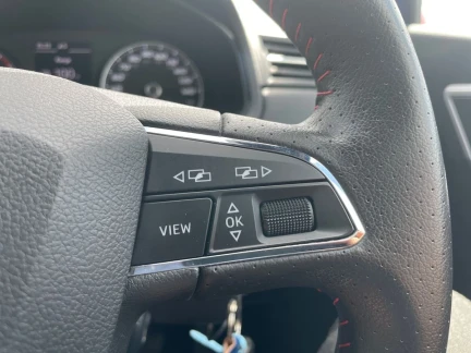 Vehicle Thumbnail 25