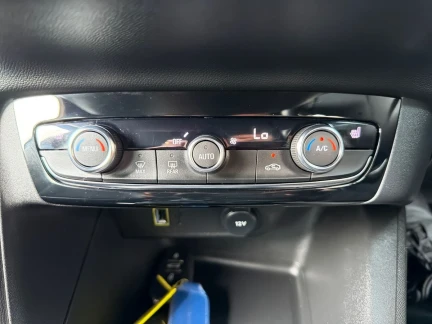 Vehicle Thumbnail 13