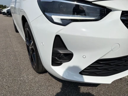 Vehicle Thumbnail 22