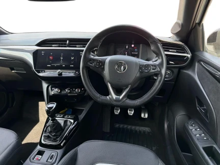 Vehicle Thumbnail 9