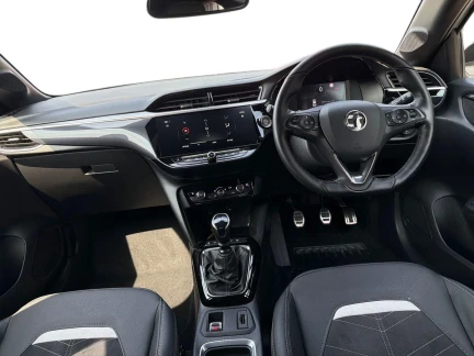 Vehicle Thumbnail 10