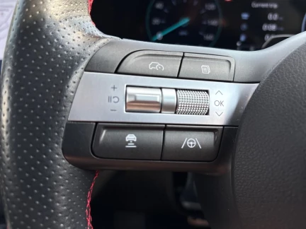 Vehicle Thumbnail 19