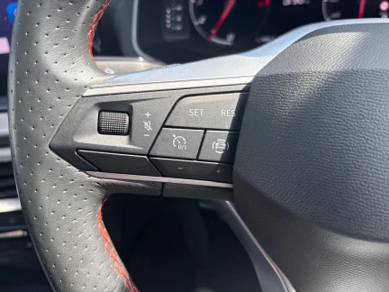 Vehicle Thumbnail 19