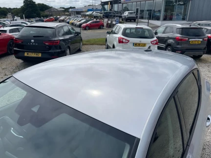 Vehicle Thumbnail 25
