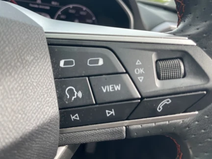 Vehicle Thumbnail 35