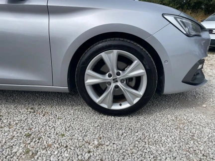 Vehicle Thumbnail 6