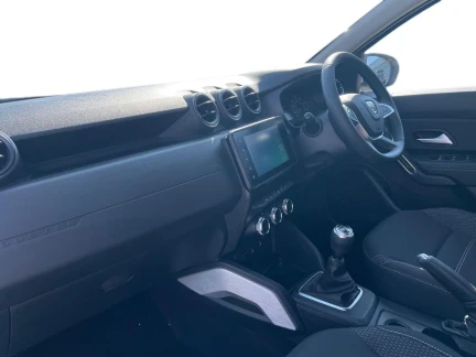 Vehicle Thumbnail 11