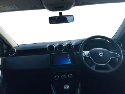 Vehicle Thumbnail 10