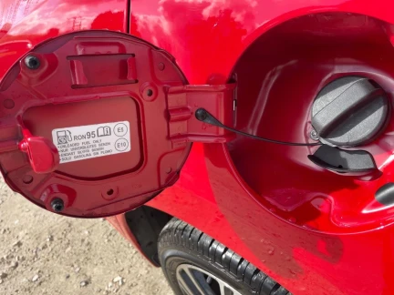 Vehicle Thumbnail 40
