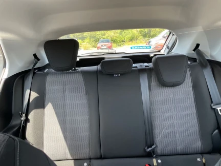 Vehicle Thumbnail 33