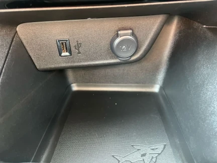 Vehicle Thumbnail 34