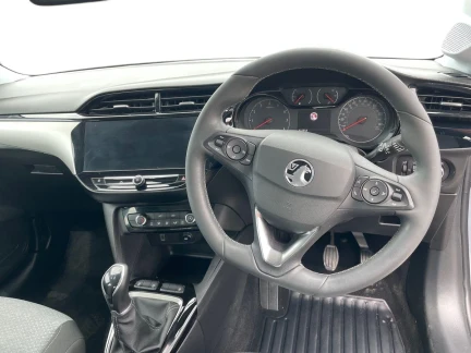 Vehicle Thumbnail 9