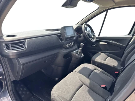 Vehicle Thumbnail 11
