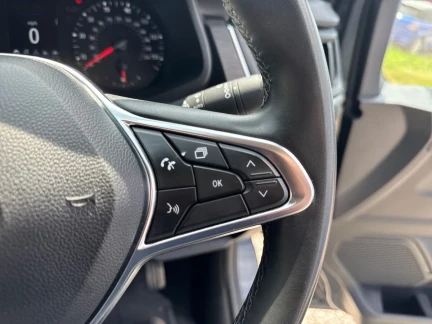 Vehicle Thumbnail 25