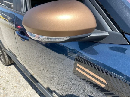 Vehicle Thumbnail 30