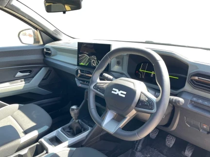Vehicle Thumbnail 8