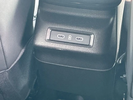 Vehicle Thumbnail 23