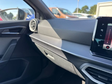 Vehicle Thumbnail 40