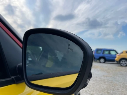 Vehicle Thumbnail 31