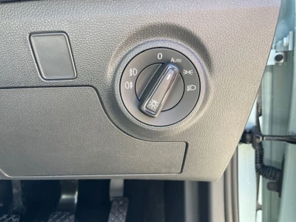 Vehicle Thumbnail 36