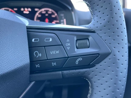 Vehicle Thumbnail 39
