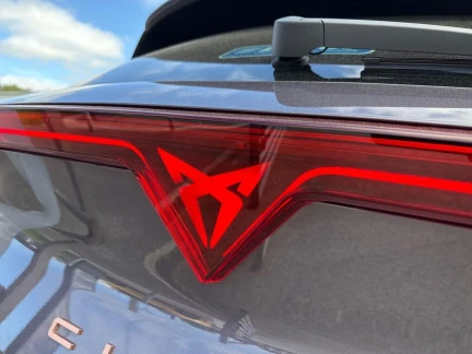 Vehicle Thumbnail 15
