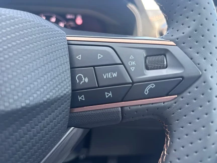 Vehicle Thumbnail 27