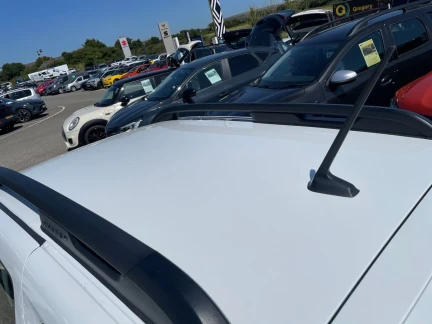 Vehicle Thumbnail 24