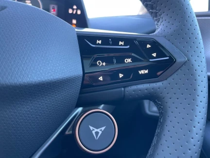 Vehicle Thumbnail 17