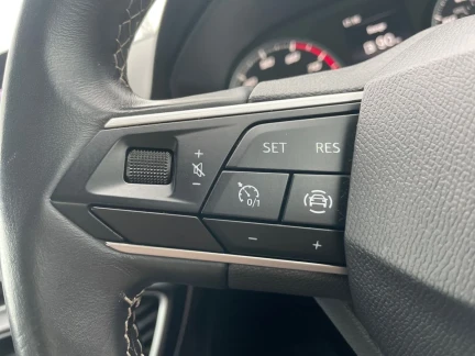 Vehicle Thumbnail 18
