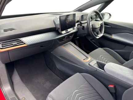 Vehicle Thumbnail 11