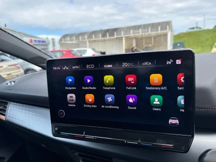 Vehicle Thumbnail 15