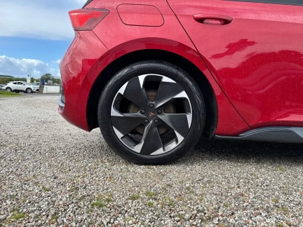 Vehicle Thumbnail 22