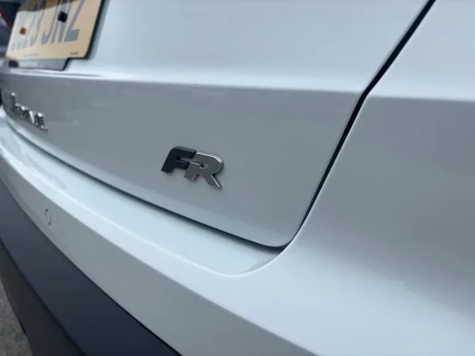 Vehicle Thumbnail 31