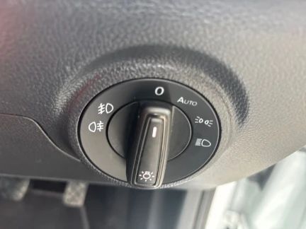 Vehicle Thumbnail 40