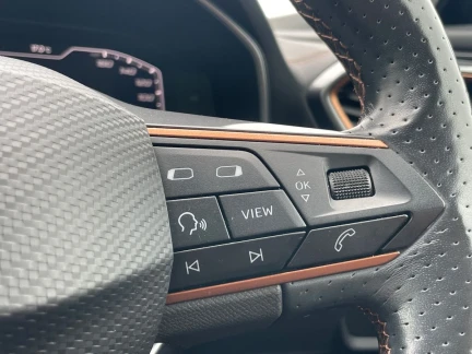 Vehicle Thumbnail 19