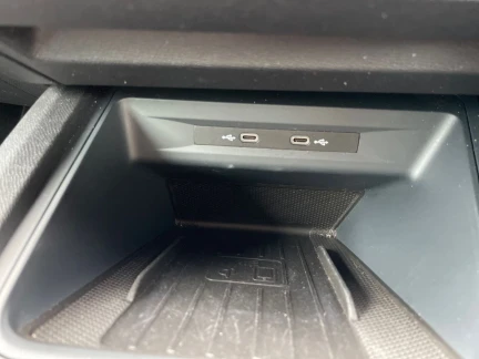 Vehicle Thumbnail 29