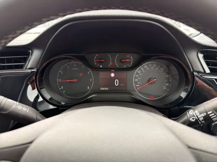 Vehicle Thumbnail 18