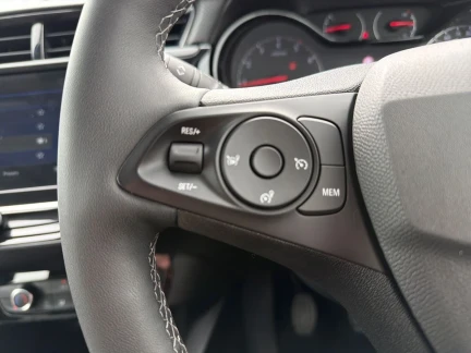 Vehicle Thumbnail 19