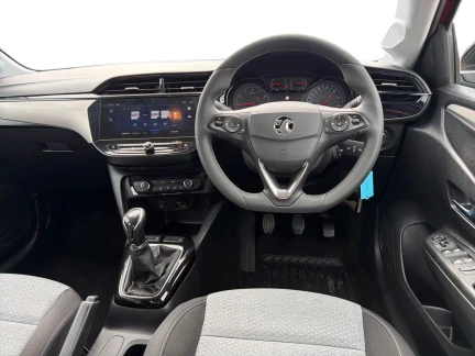 Vehicle Thumbnail 9