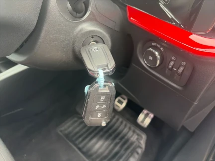 Vehicle Thumbnail 33
