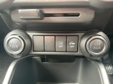 Vehicle Thumbnail 25