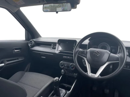 Vehicle Thumbnail 8
