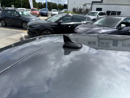 Vehicle Thumbnail 30