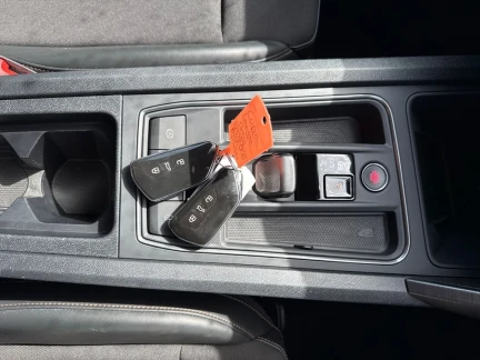 Vehicle Thumbnail 37