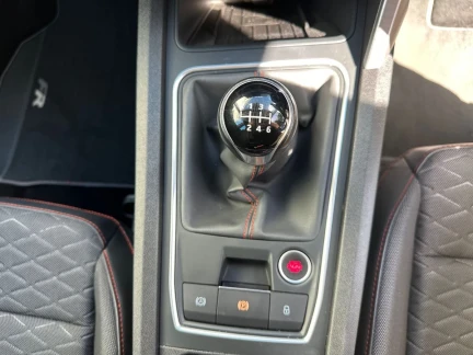 Vehicle Thumbnail 26