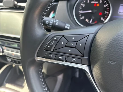 Vehicle Thumbnail 19