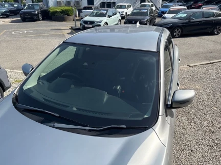 Vehicle Thumbnail 28