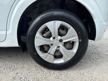 Vehicle Thumbnail 7