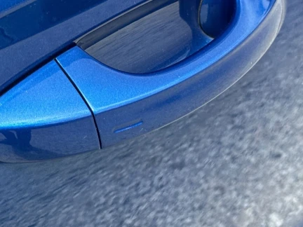 Vehicle Thumbnail 26